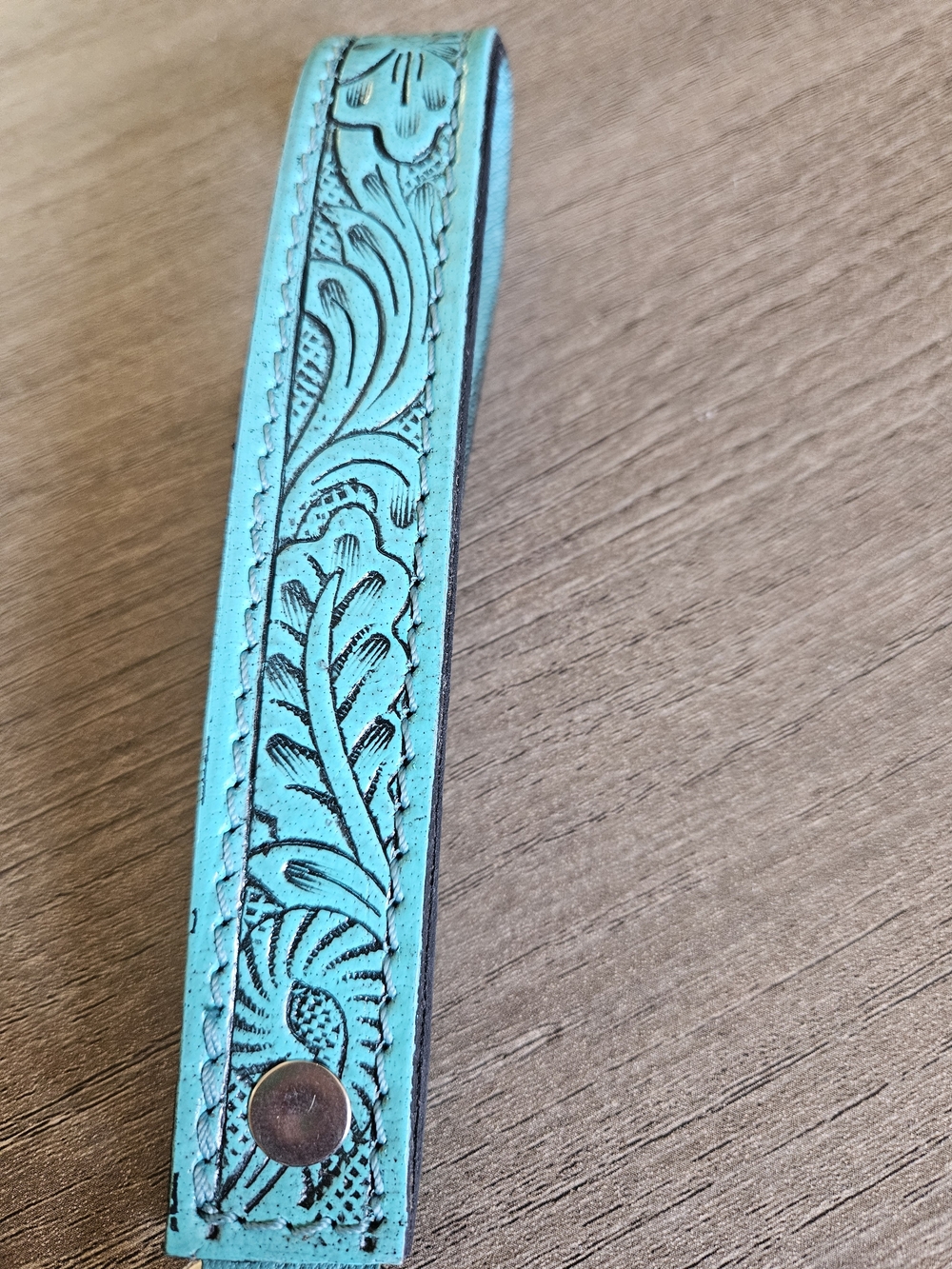 Turquoise Embossed Leather Key Fob Wristlet-NWOT - Picture 4 of 4
